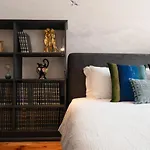 Apartment Design 2br In Cardosas - - 1f Porto