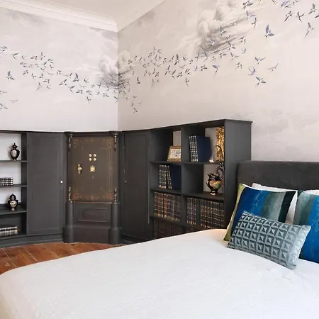 Cardosas Gem - Historic Ap 1f *