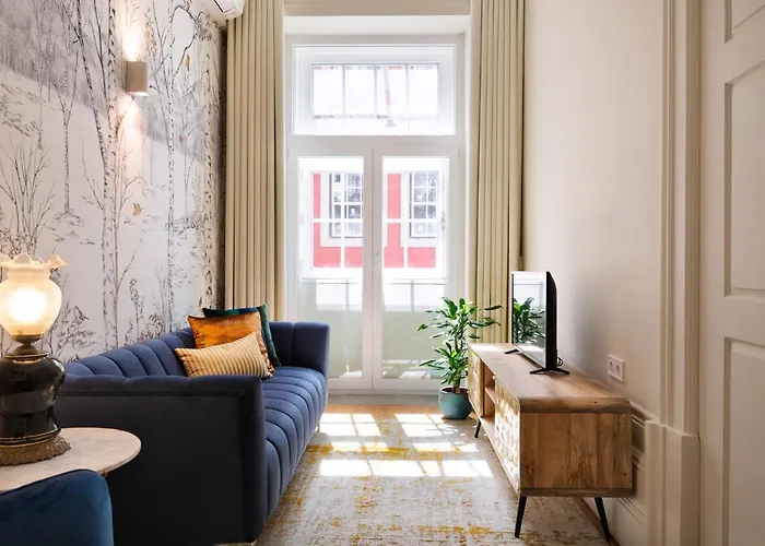 Cardosas Gem - Historic Ap 1f