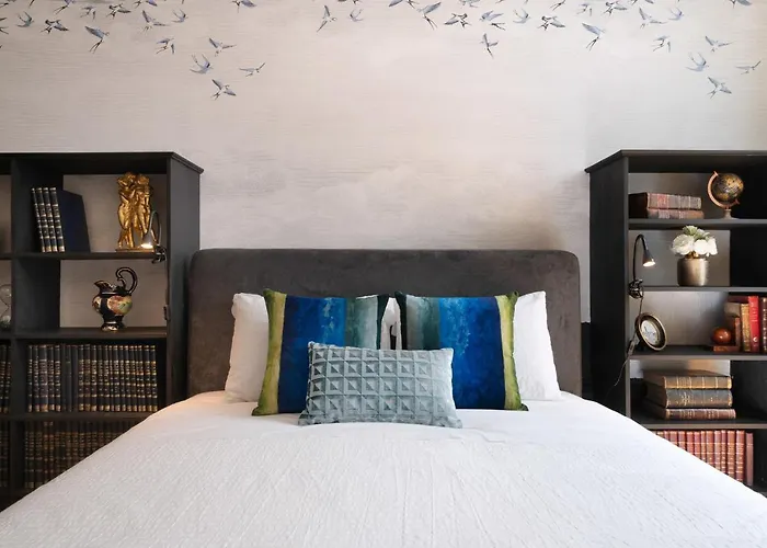 Cardosas Gem - Historic Ap 1f