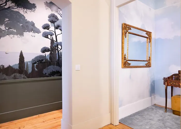 Cardosas Gem - Historic Ap 1f