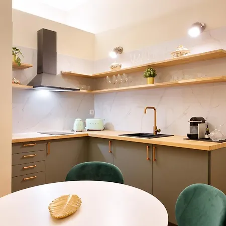 Design 2br In Cardosas - - 1f ポルト