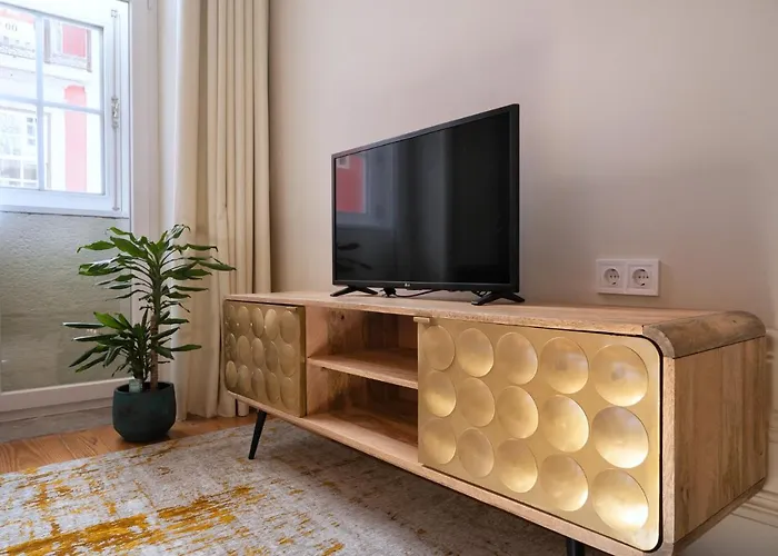 Cardosas Gem - Historic Ap 1f Apartment *