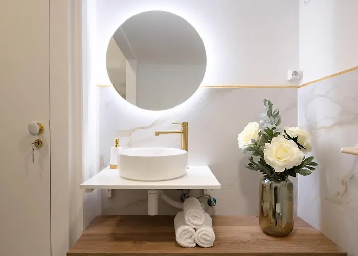 Cardosas Gem - Historic Ap 1f Porto